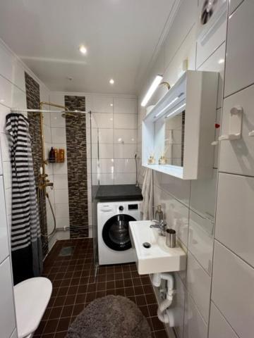 Ferienwohnung Fresh And Cozy Little House 45Km In Taby Stockholm Exterior foto